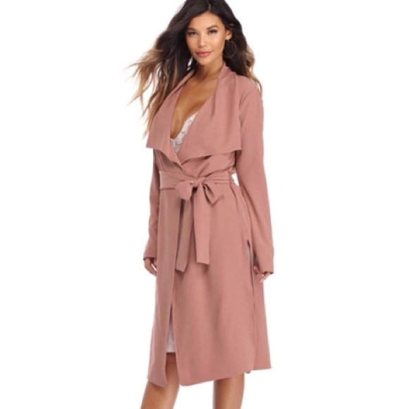 Black Trench coat with waist tie - Picture 5 of 8